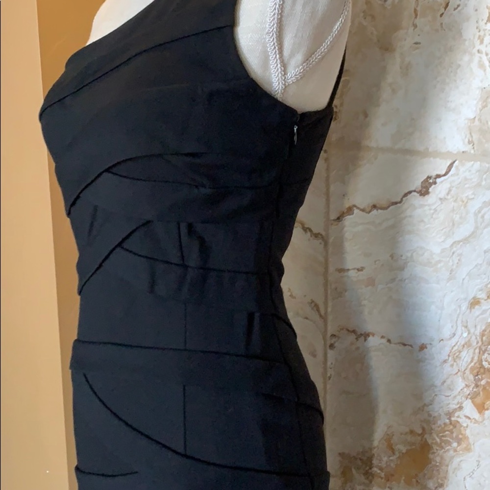 Dress - Picture 3 of 8